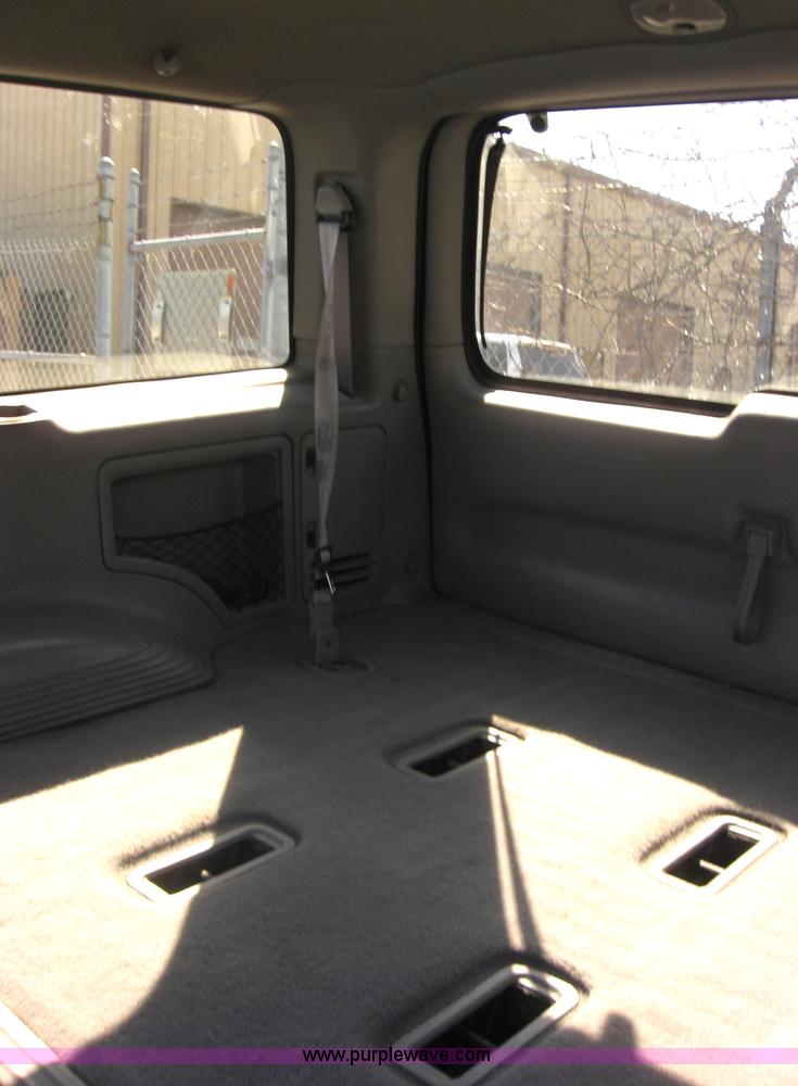 image for item 2784 1997 Ford Expedition Non-repairable certificate, parts only