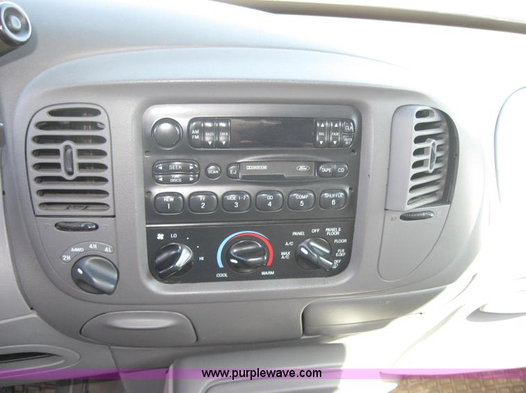 image for item 2784 1997 Ford Expedition Non-repairable certificate, parts only