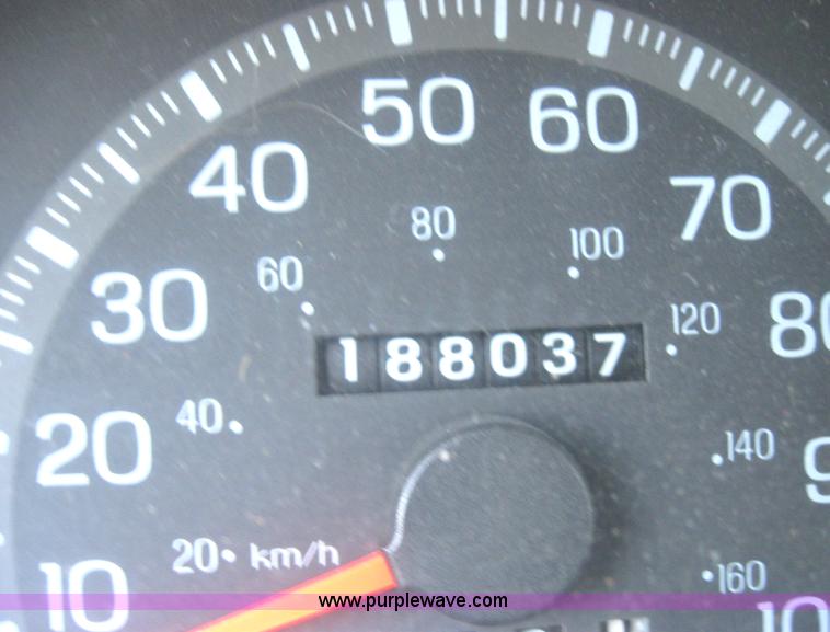 image for item 2784 1997 Ford Expedition Non-repairable certificate, parts only