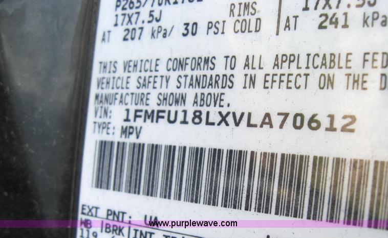 image for item 2784 1997 Ford Expedition Non-repairable certificate, parts only