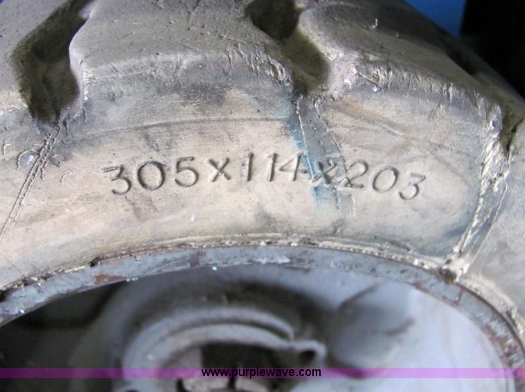 image for item 2125 Genie GS-1930 scissor lift