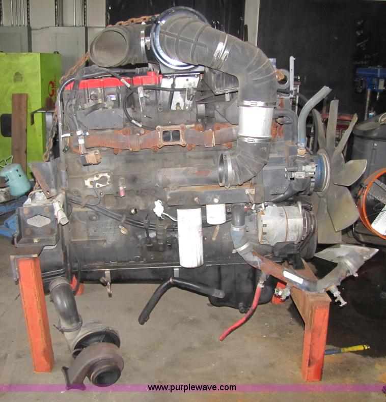 image for item 2126 Cummins N14 engine