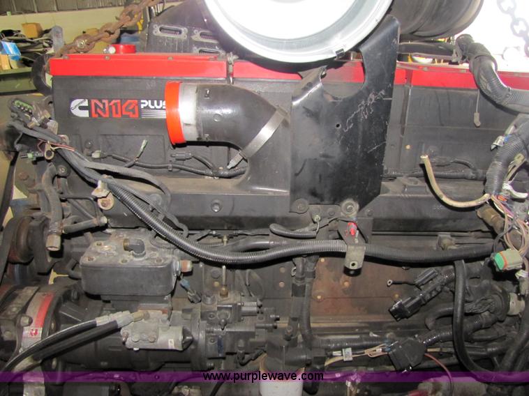 image for item 2126 Cummins N14 engine