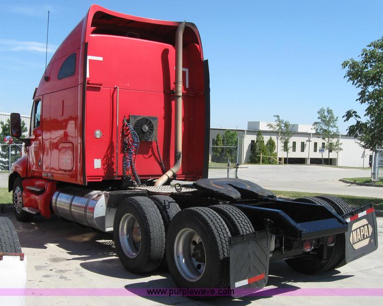image for item 5027 2004 Kenworth T2000 semi truck