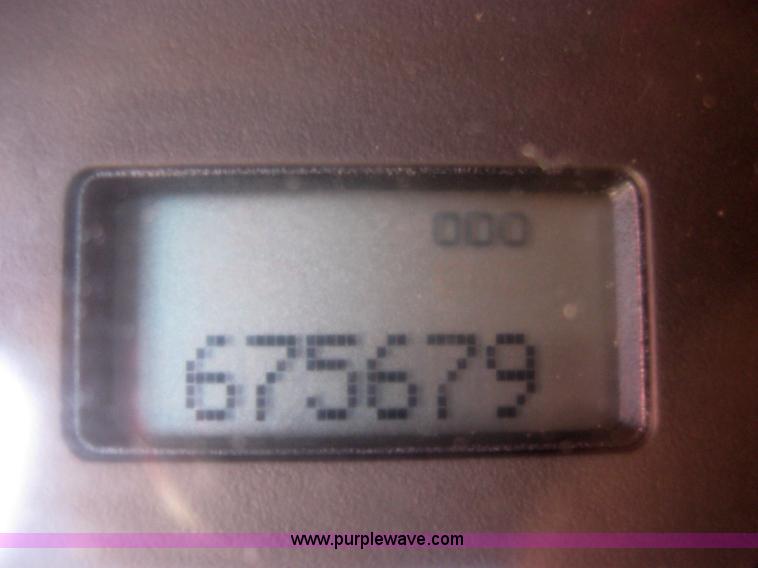 image for item 5030 2004 Kenworth T2000 semi truck