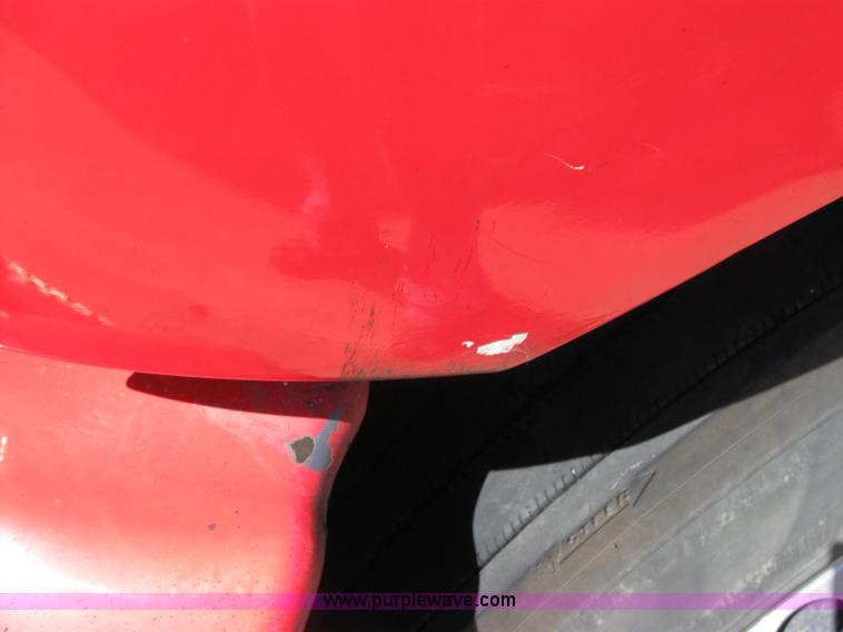 image for item 5030 2004 Kenworth T2000 semi truck