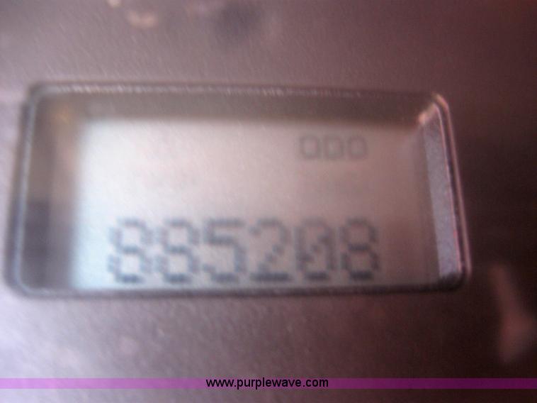 image for item 5031 2004 Kenworth T2000 semi truck