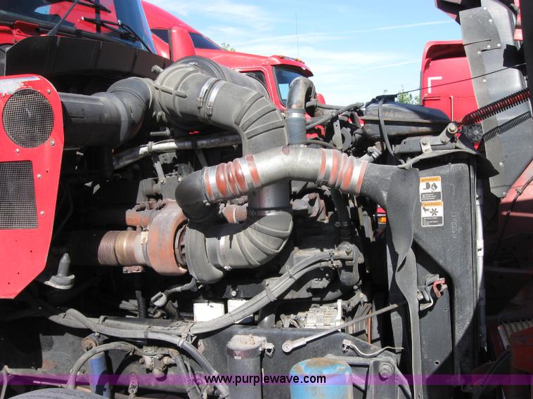 image for item 5035 2003 Kenworth Construct T600 semi truck