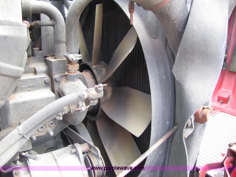 image for item 5037 2003 Kenworth Construct T600 semi truck