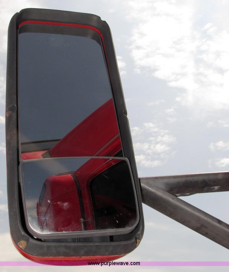 image for item 5038 2003 Kenworth Construct T600 semi truck