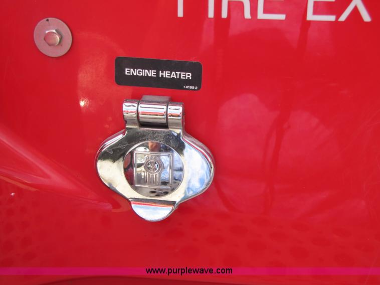 image for item 5039 2003 Kenworth Construct T600 semi truck