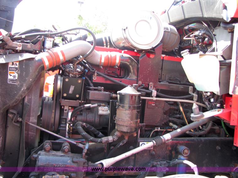 image for item 5040 2003 Kenworth Construct T600 semi truck