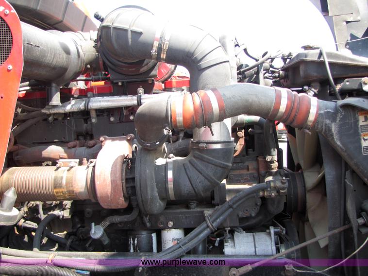 image for item 5040 2003 Kenworth Construct T600 semi truck