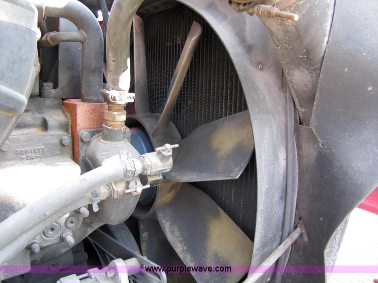 image for item 5041 2003 Kenworth Construct T600 semi truck