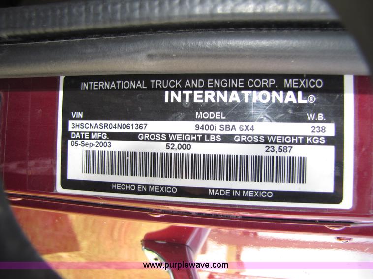 image for item 5044 2004 International 9400i Eagle semi truck