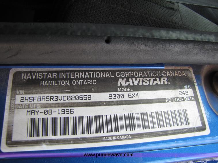 image for item 5045 1997 International Series 9300 semi truck