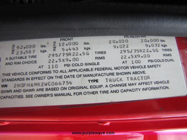 image for item 5046 1998 International Series 9400 semi truck