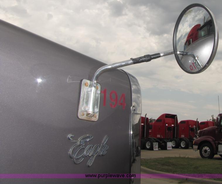 image for item 5047 1997 International Series 9400 semi truck