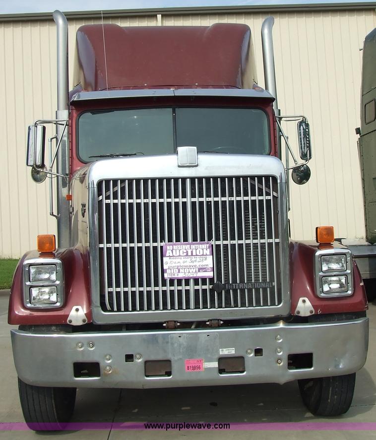 image for item 5049 1997 International Series 9300 semi truck