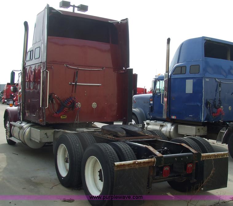 image for item 5049 1997 International Series 9300 semi truck