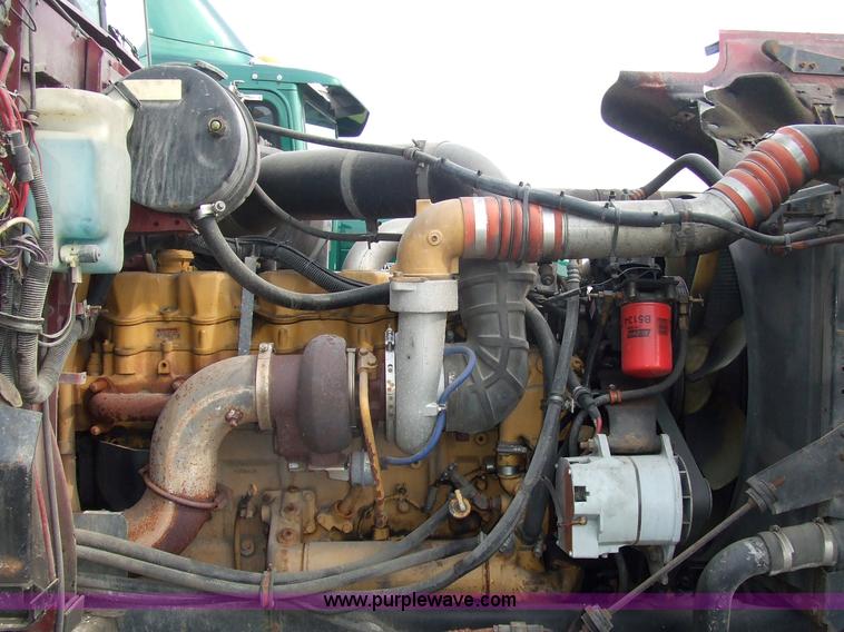 image for item 5049 1997 International Series 9300 semi truck