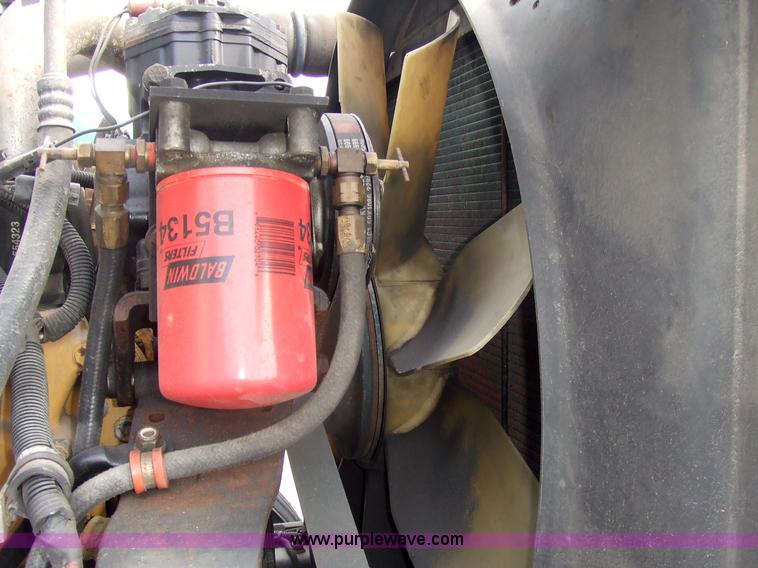 image for item 5049 1997 International Series 9300 semi truck