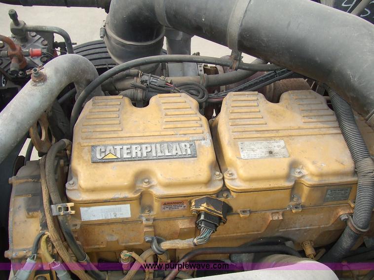 image for item 5049 1997 International Series 9300 semi truck