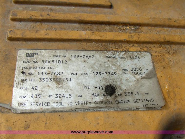 image for item 5049 1997 International Series 9300 semi truck