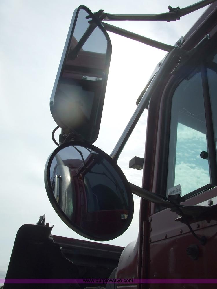 image for item 5049 1997 International Series 9300 semi truck