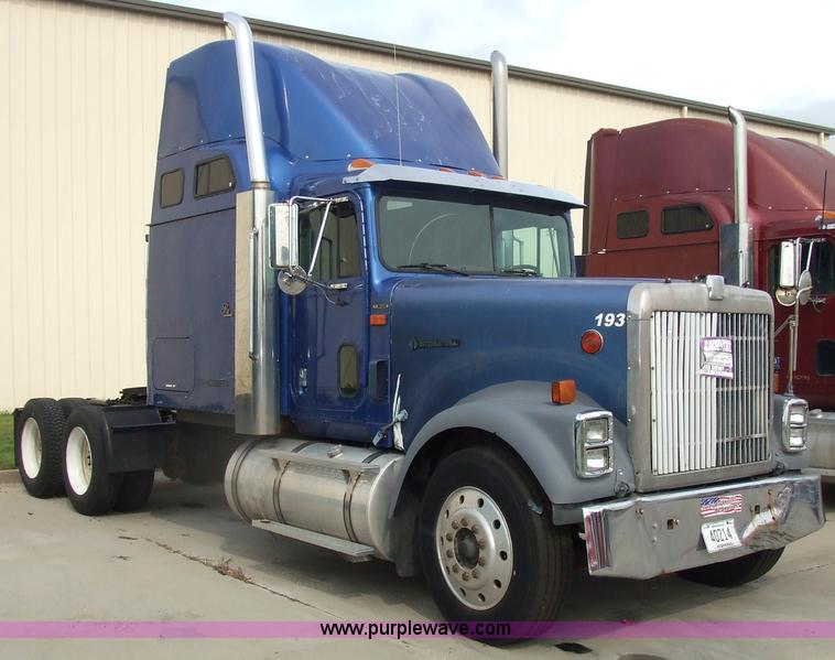 image for item 5050 1997 International Series 9300 semi truck