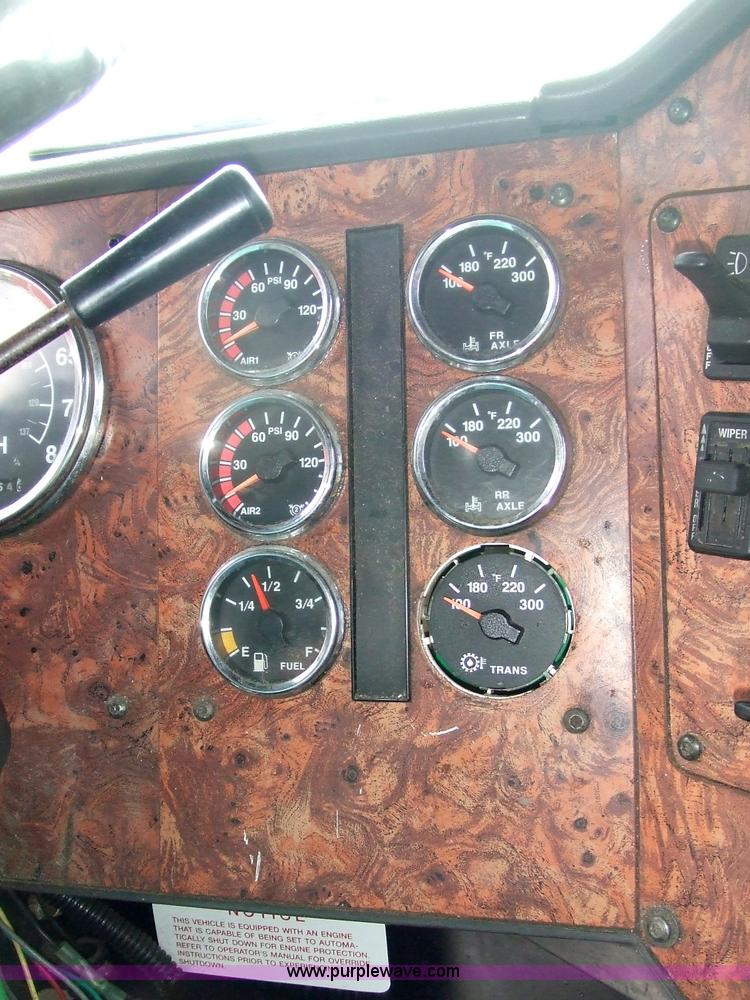 image for item 5050 1997 International Series 9300 semi truck