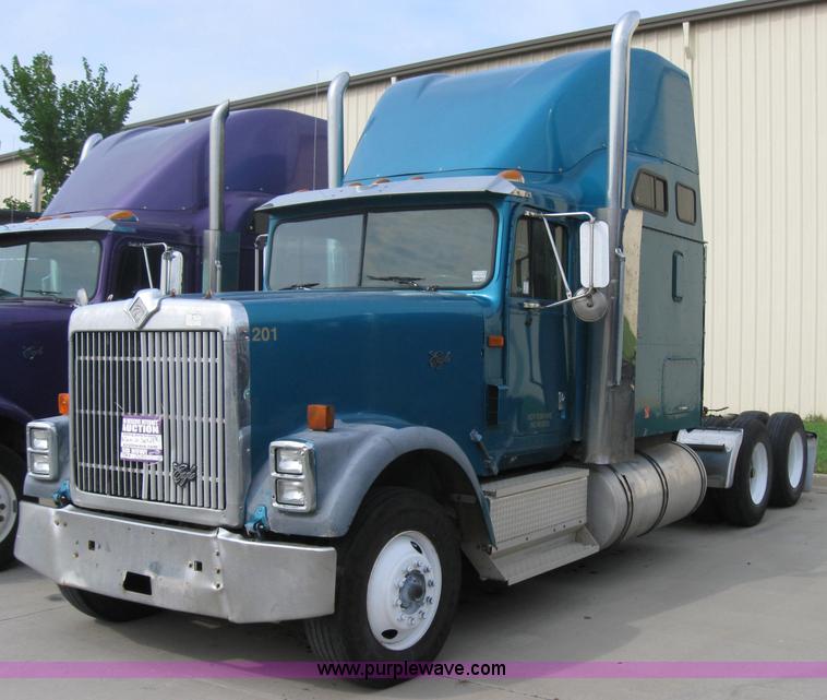image for item 5051 1997 International Series 9300 semi truck