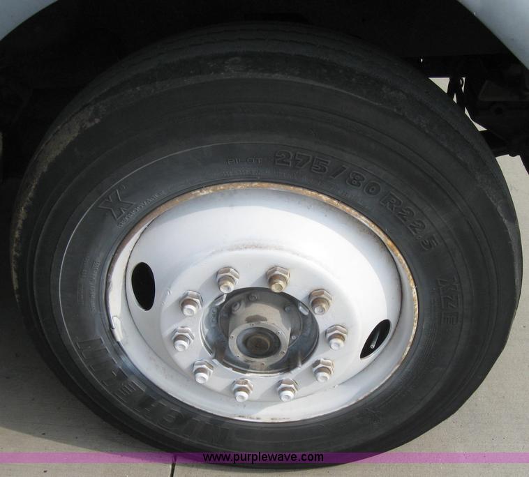 image for item 5051 1997 International Series 9300 semi truck