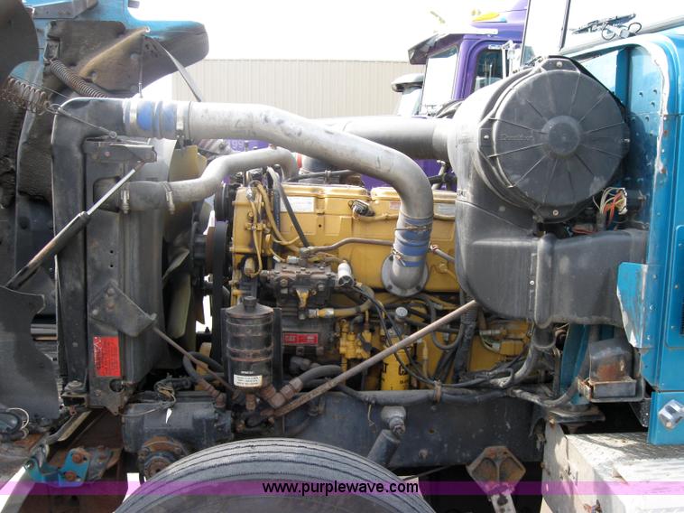 image for item 5051 1997 International Series 9300 semi truck