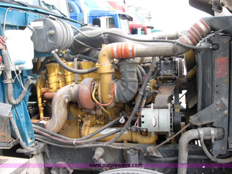 image for item 5051 1997 International Series 9300 semi truck