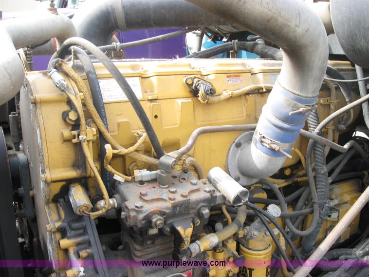 image for item 5051 1997 International Series 9300 semi truck