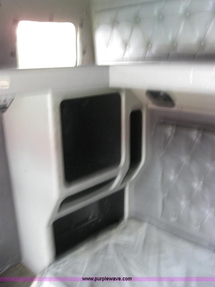 image for item 5051 1997 International Series 9300 semi truck