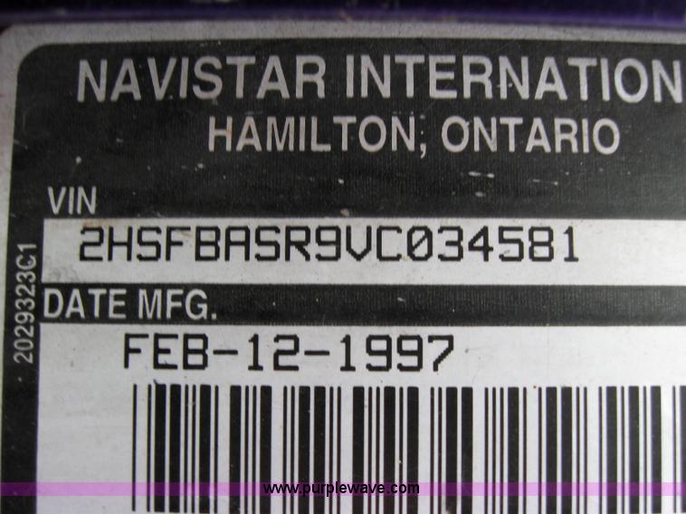 image for item 5052 1997 International Series 9300 semi truck