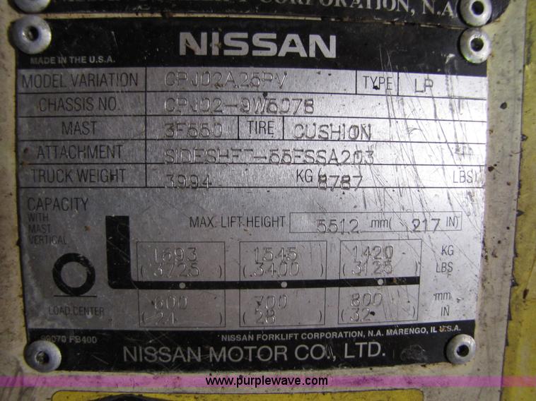 image for item 5072 2004 Nissan 50 forklift