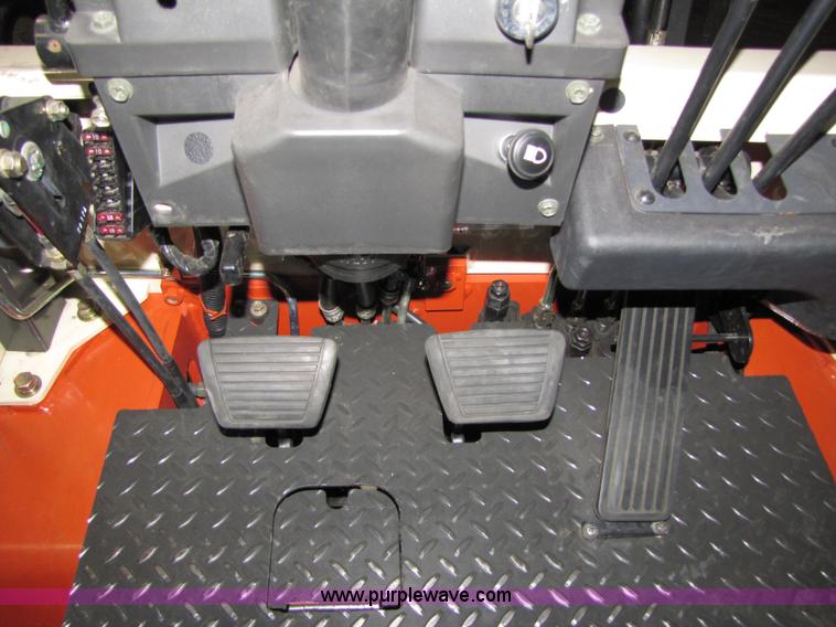 image for item 5077 2002 Nissan 50 forklift