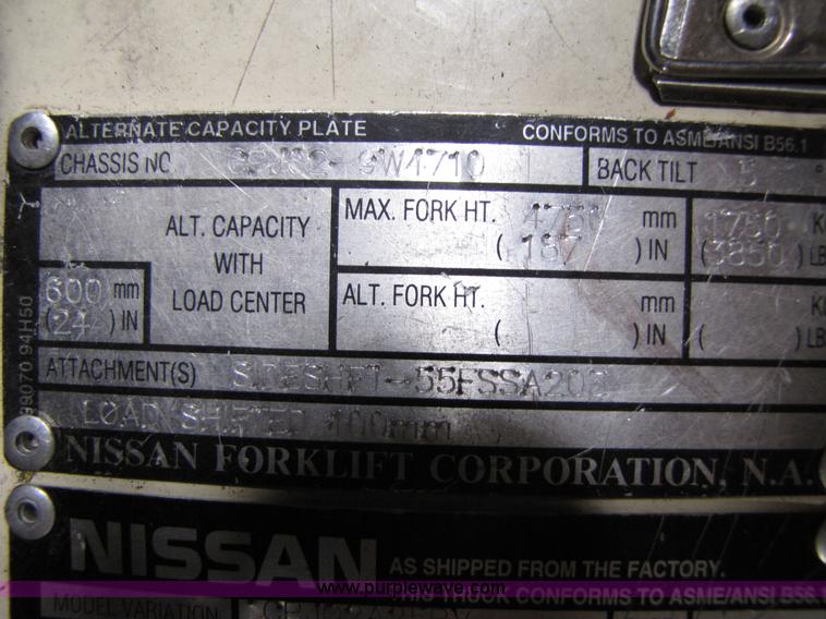 image for item 5079 2003 Nissan 50 forklift