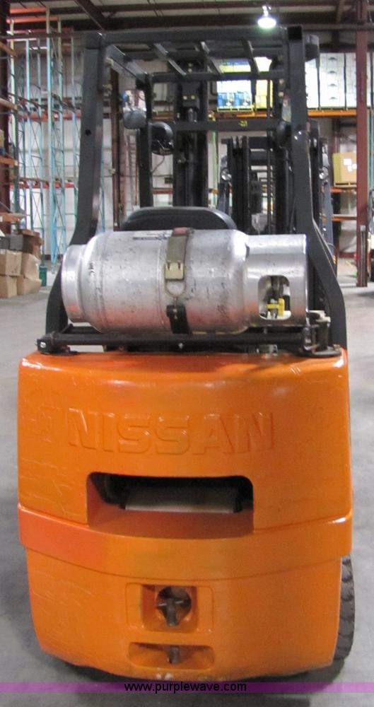 image for item 5091 2003 Nissan 50 forklift