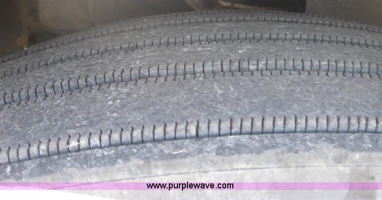 image for item 5120 1994 White Gmc Aero WCA semi truck