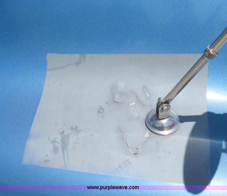 image for item 5122 2001 Kenworth T2000 semi truck