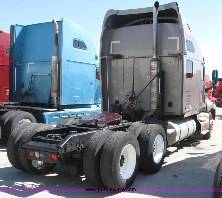 image for item 5123 1998 Kenworth T2000 semi truck