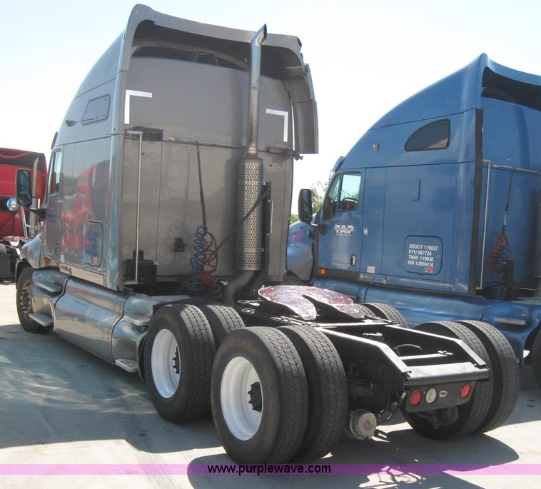 image for item 5123 1998 Kenworth T2000 semi truck
