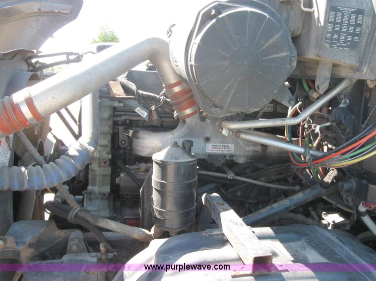 image for item 5123 1998 Kenworth T2000 semi truck