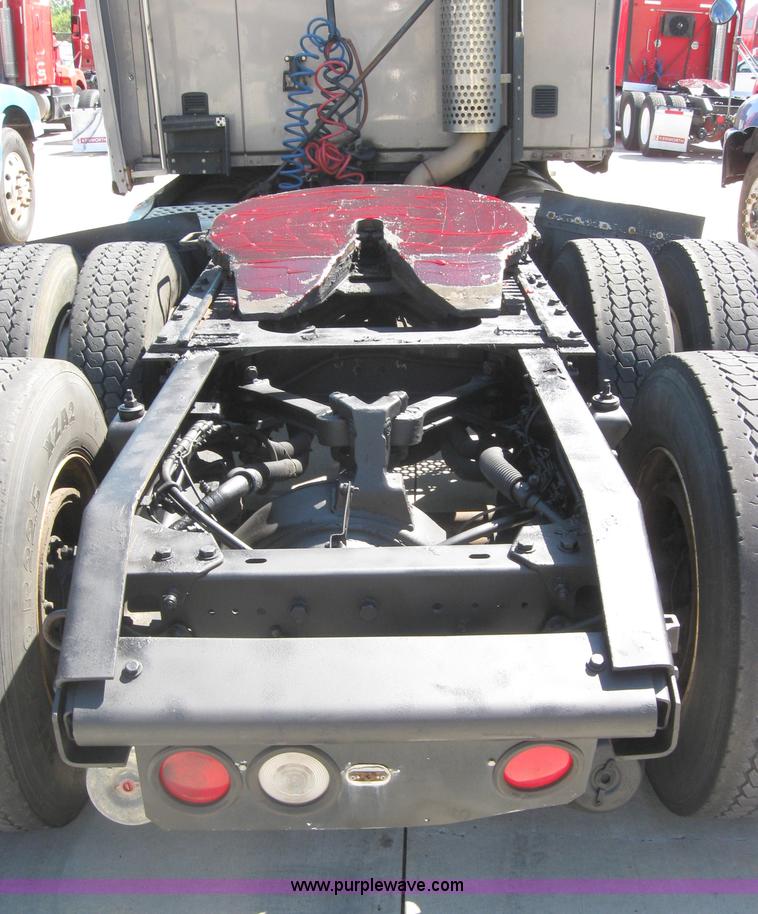 image for item 5123 1998 Kenworth T2000 semi truck