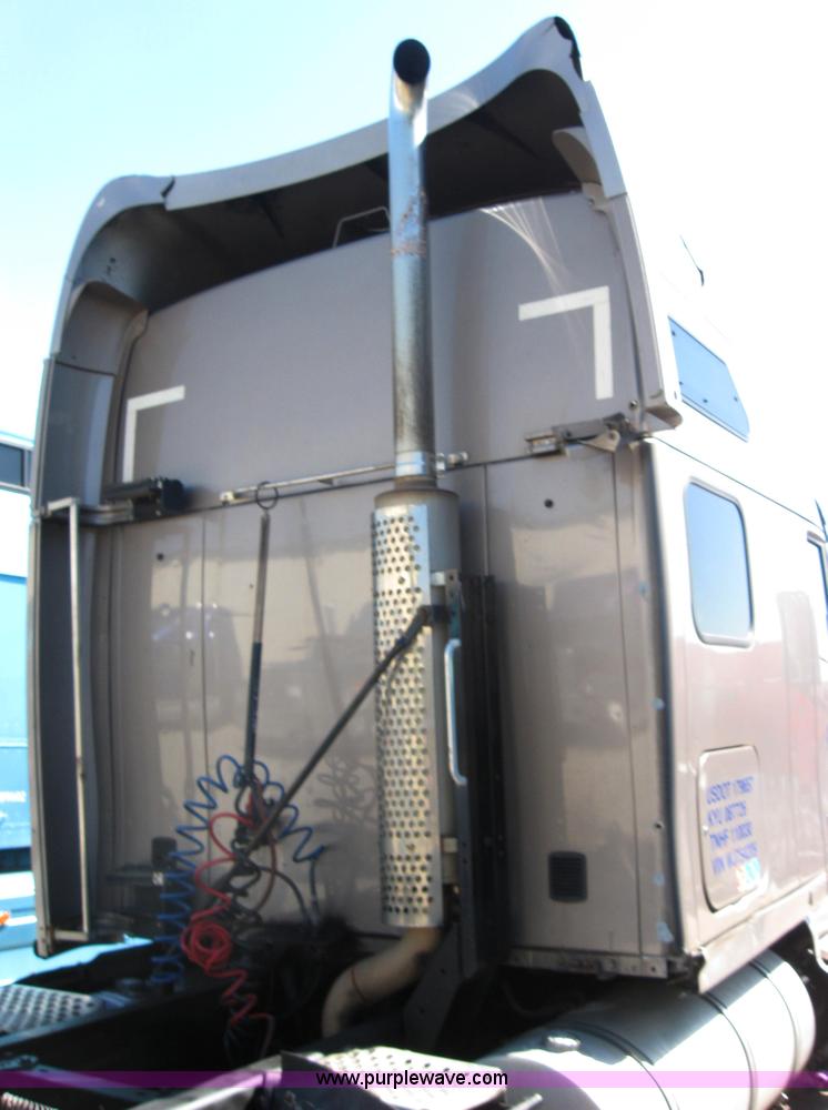 image for item 5123 1998 Kenworth T2000 semi truck