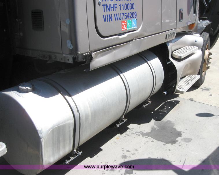 image for item 5123 1998 Kenworth T2000 semi truck